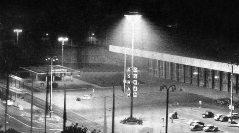 Historical black-and-white photograph of the OSRAM lamp